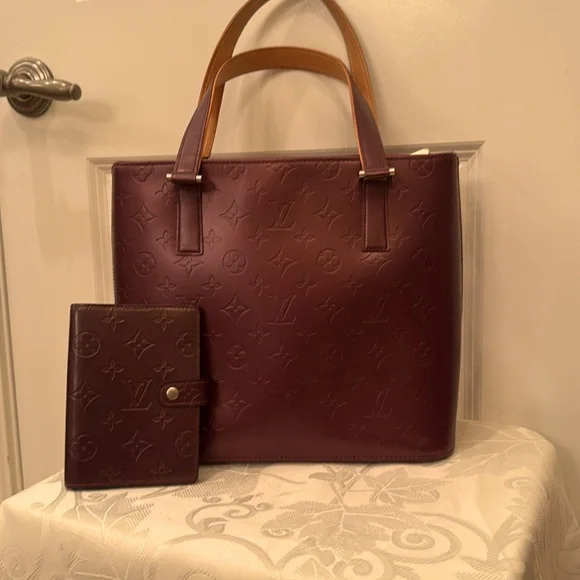 Louis Vuitton Matte Vernis agenda PM PLUM— can bundle with matching LV Stockton - Picture 5 of 5